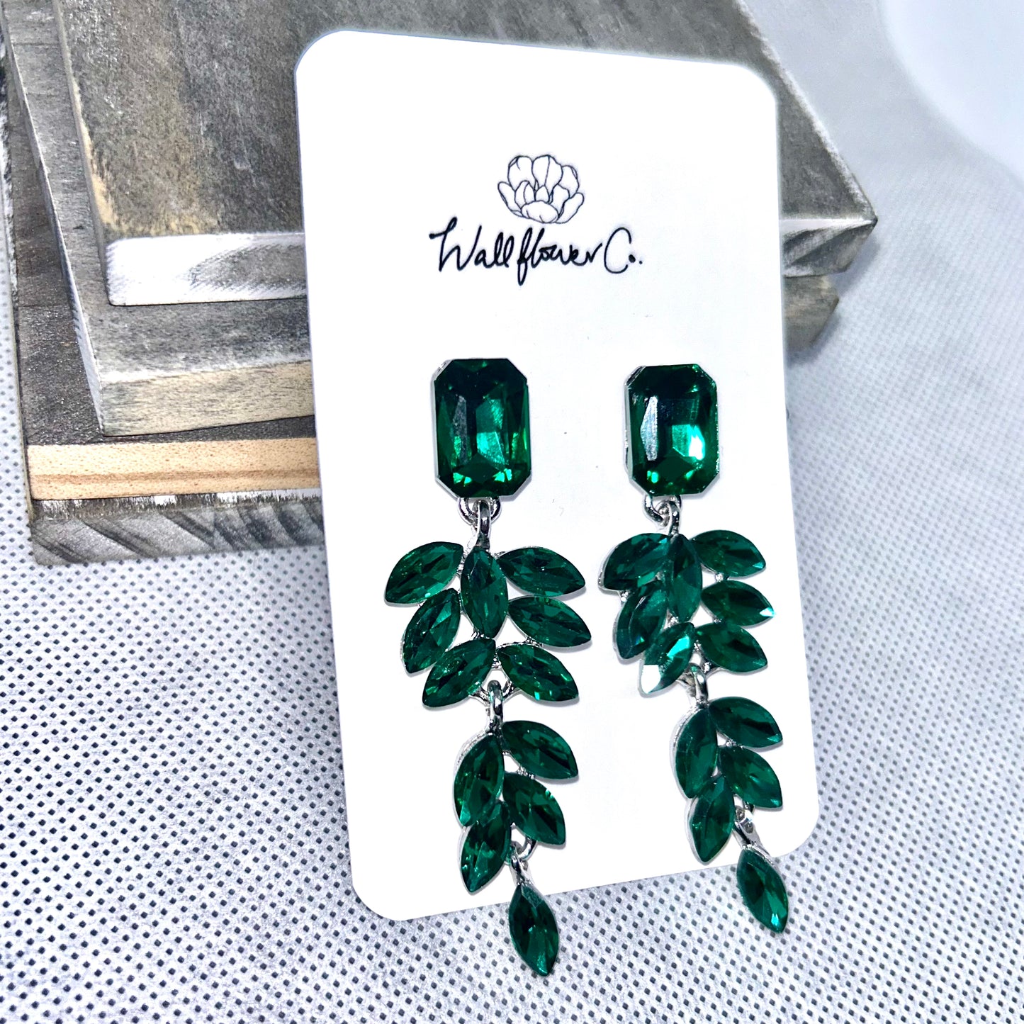 JADE GREEN LEAVES DANGLE EARRINGS