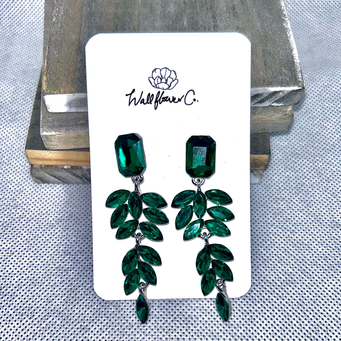 JADE GREEN LEAVES DANGLE EARRINGS